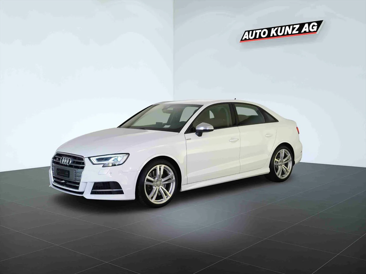 Audi S3 Limousine 2.0 TFSI quattro  Image 1