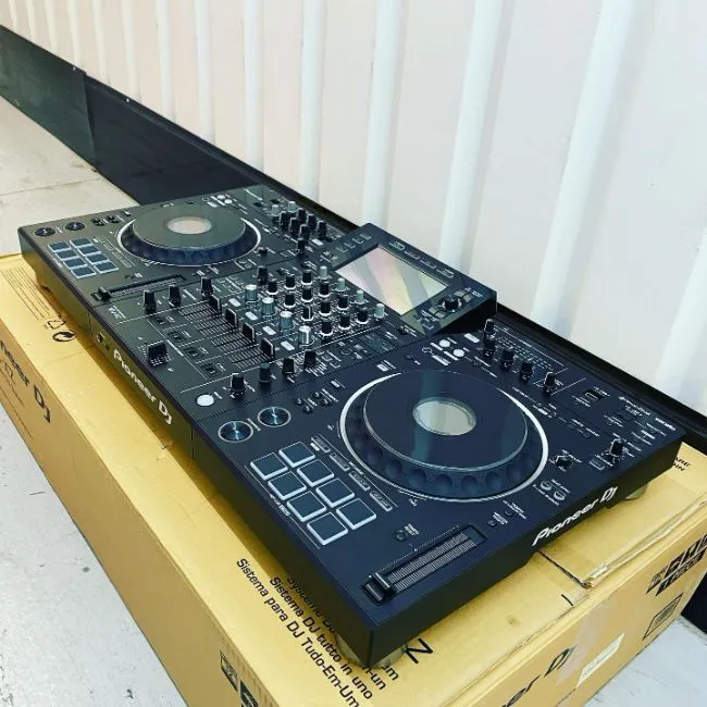 Pioneer XDJ-RX3, Pioneer XDJ-XZ, Pioneer OPUS-QUAD, Pioneer DDJ-FLX10, Pioneer DDJ-REV7, Pioneer CDJ-3000, Pioneer DJM-A9 ,Pioneer DJM-V10-LF,  Pioneer CDJ-2000NXS2, Pioneer DJM-900NXS2 Image 7