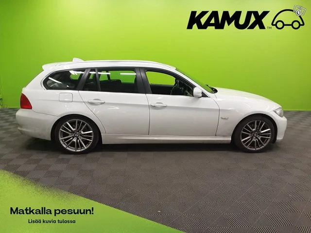 BMW 318 E91 Touring / Prof. Navi / Lohko + sisäpistoke / Bi-Xenon / Sporttipenkit / Image 2