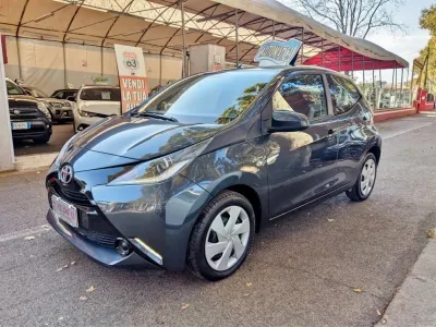 TOYOTA Aygo