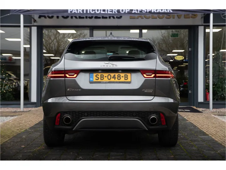 Jaguar E-Pace 2.0 P250 AWD R-Dynamic  Image 5