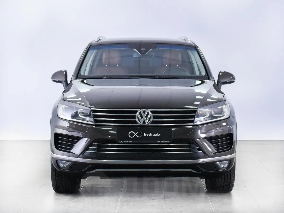 Volkswagen Touareg Image 1