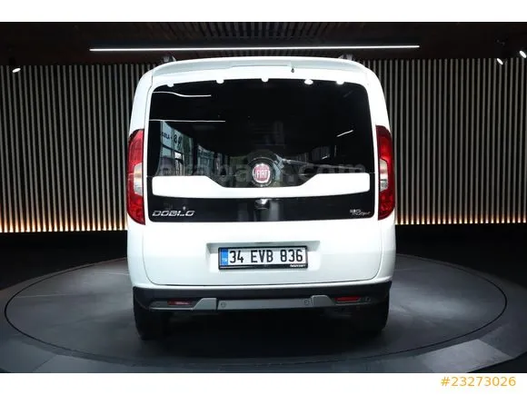 Fiat Doblo Doblo Combi 1.6 Multijet Trekking Image 3